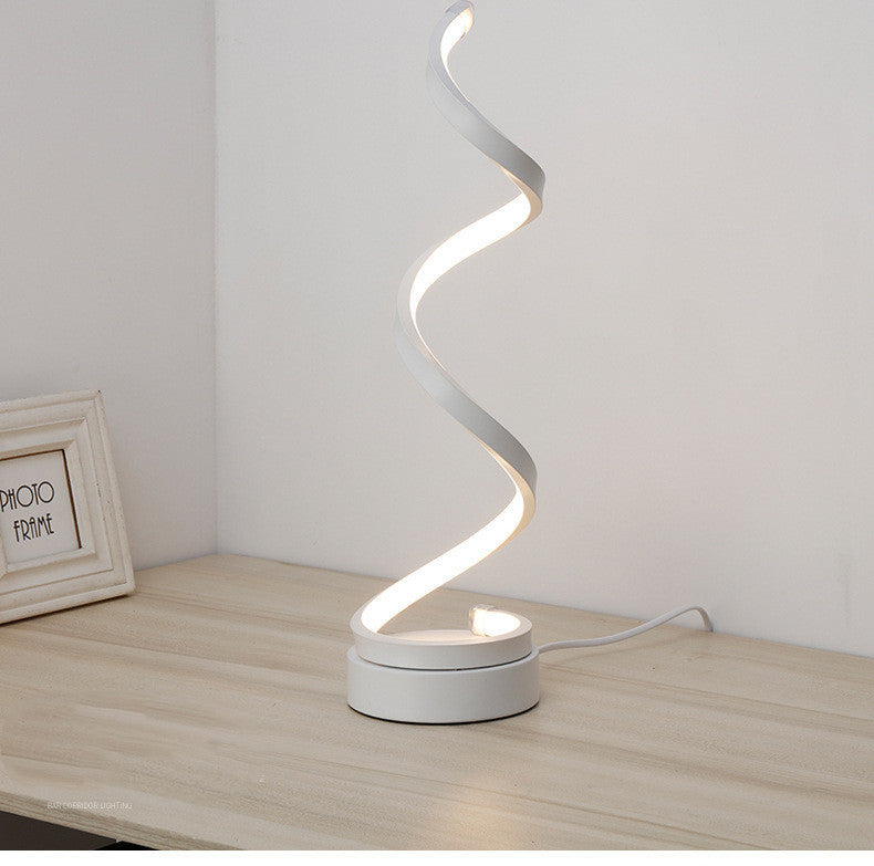 Simple Nordic Bedroom Bedside Table Lamp Warm And Romantic Home Creative Personality Eye Protection Desk Led Table Lamp