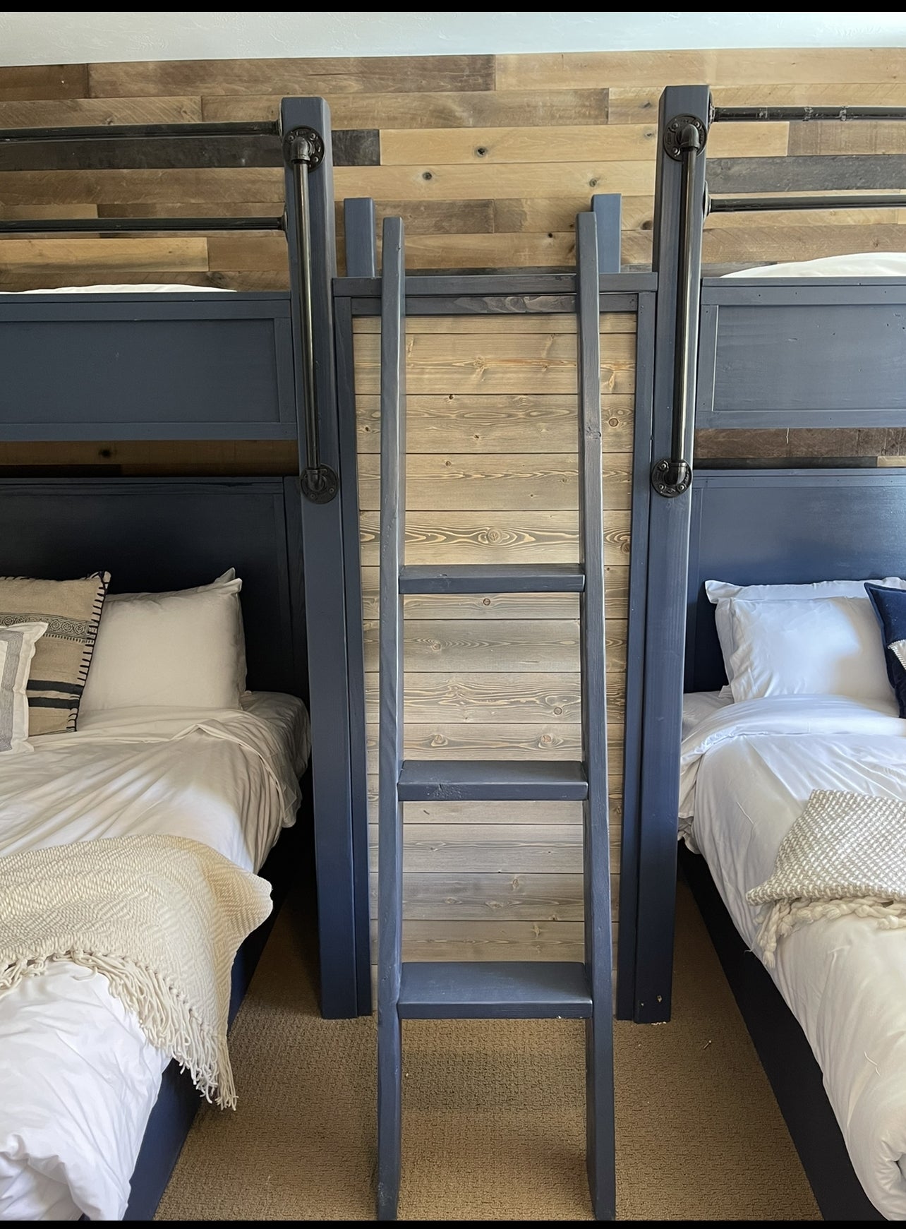 Big Sky Quad Bunk Bed