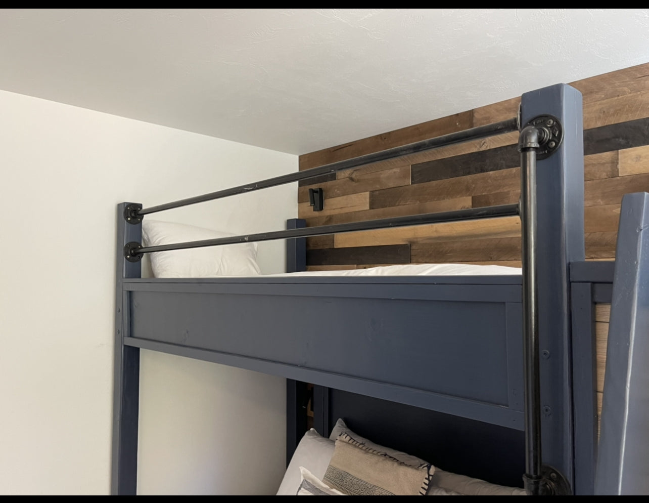 Big Sky Quad Bunk Bed