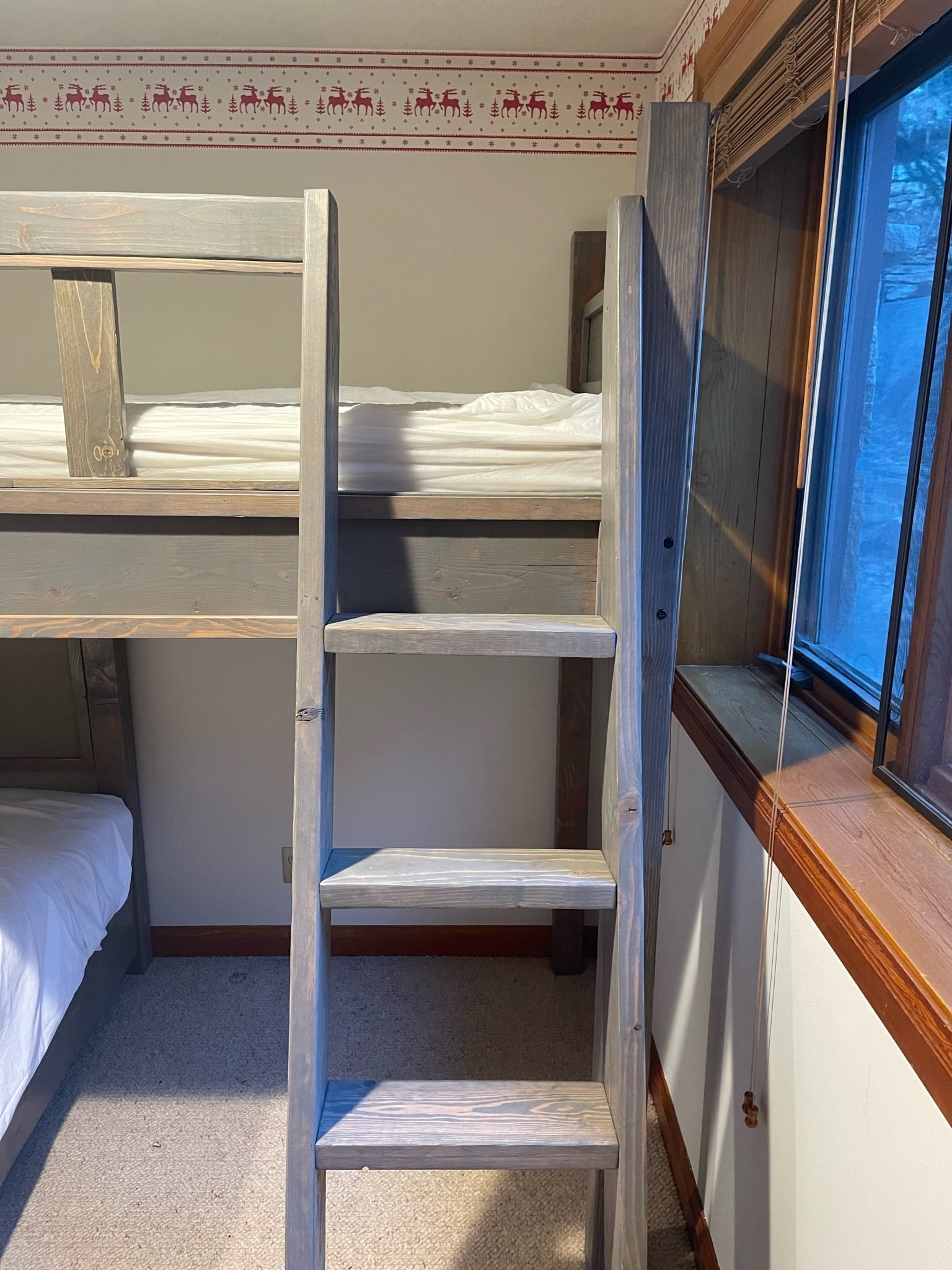 Deer Valley Triple Bunk Bed