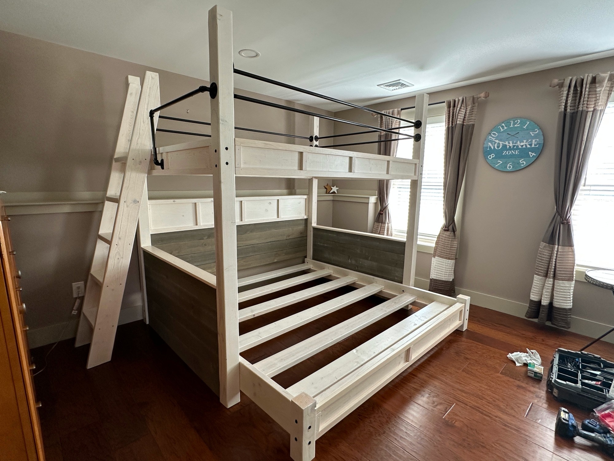 New Hampshire bunk beds